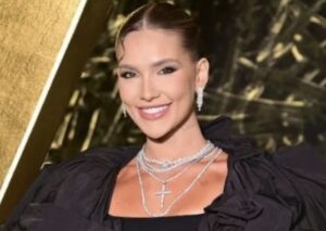 Virginia Fonseca fica presa em elevador antes de festa milionária